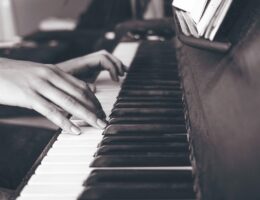 4 astuces pour progresser rapidement et devenir excellent au piano